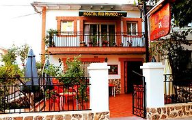 Hostal Río Mundo